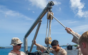 III MEF Marines Perform an Interoperability Exercise Aboard USS Ohio (SSGN 726)