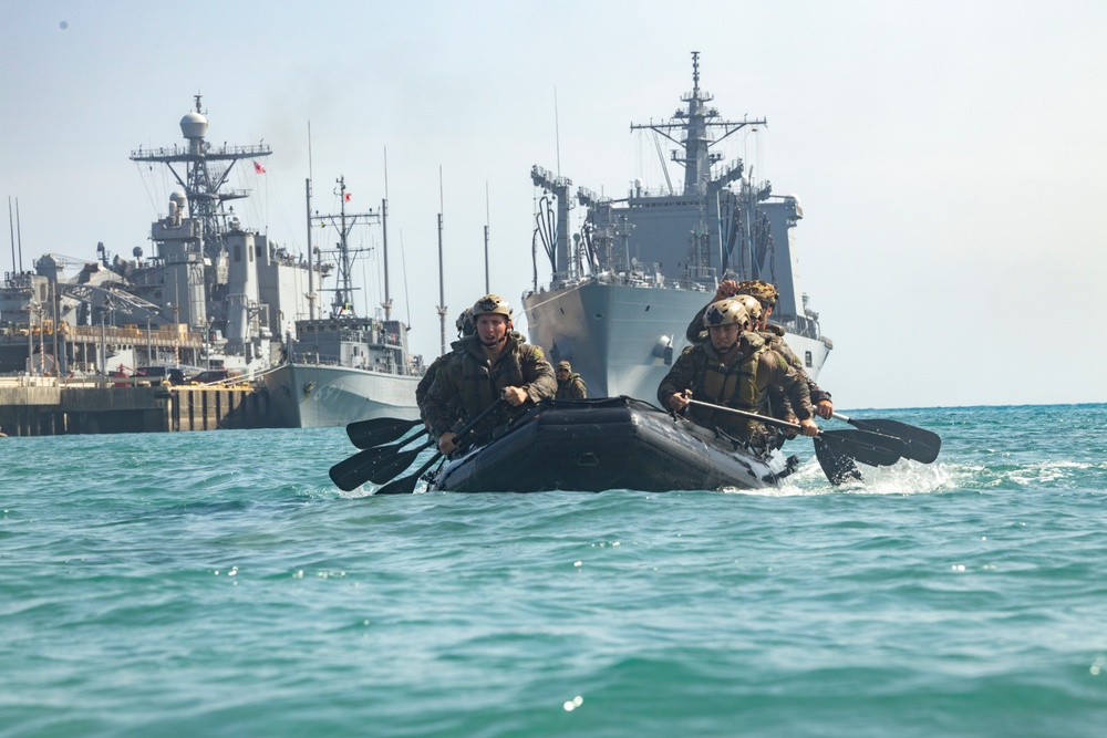 31st MEU Boat Company conducts Small Boat Skills during MEUEX