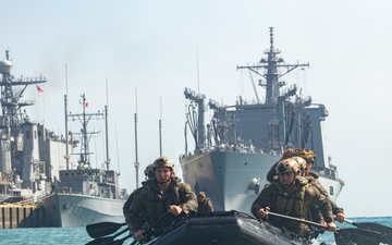 31st MEU Boat Company conducts Small Boat Skills during MEUEX