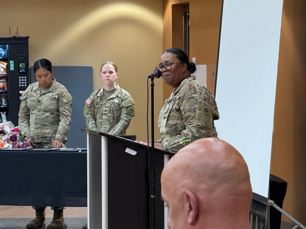Maj. Zimmer Wishes Chaplain Harris Well