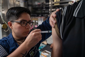 AFN Aviano Radio News : Wyverns staying Vaccinated