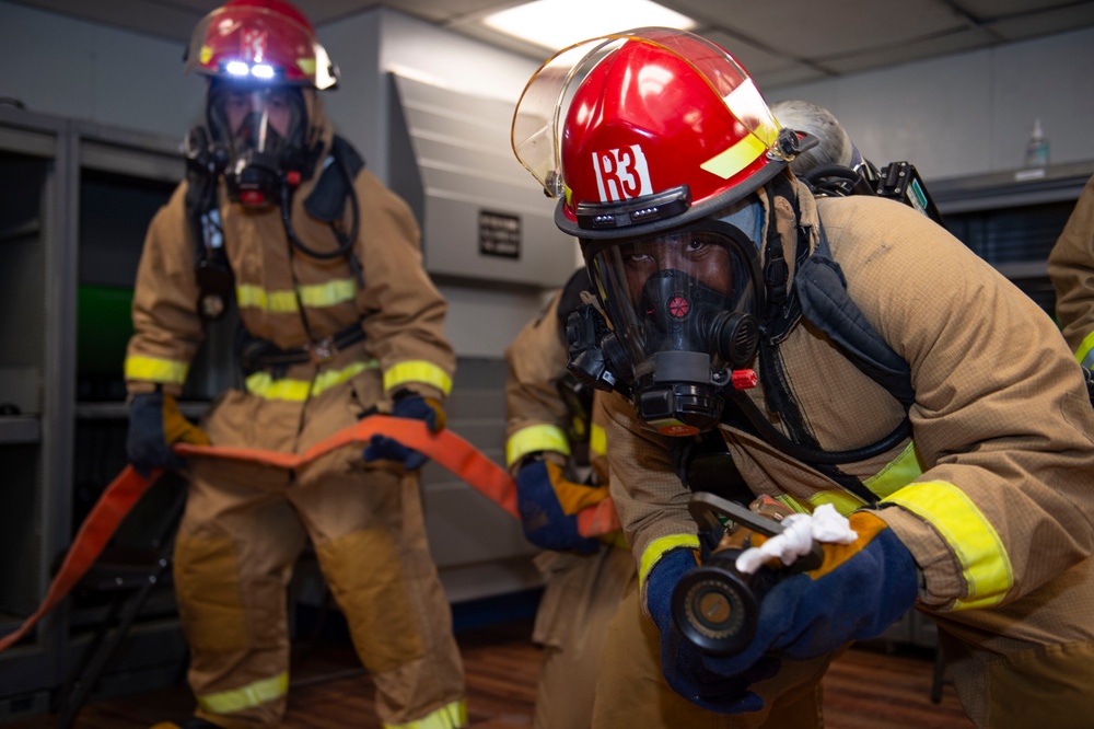 USS Blue Ridge Sailors conduct damage control training