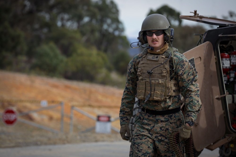 U.S. Marines, Australians zero weapons during Coral-Balmoral Cup