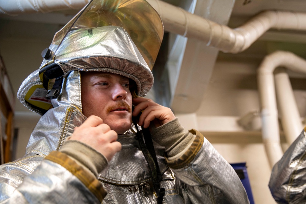 USS Preble Conducts Crash and Salvage Drill