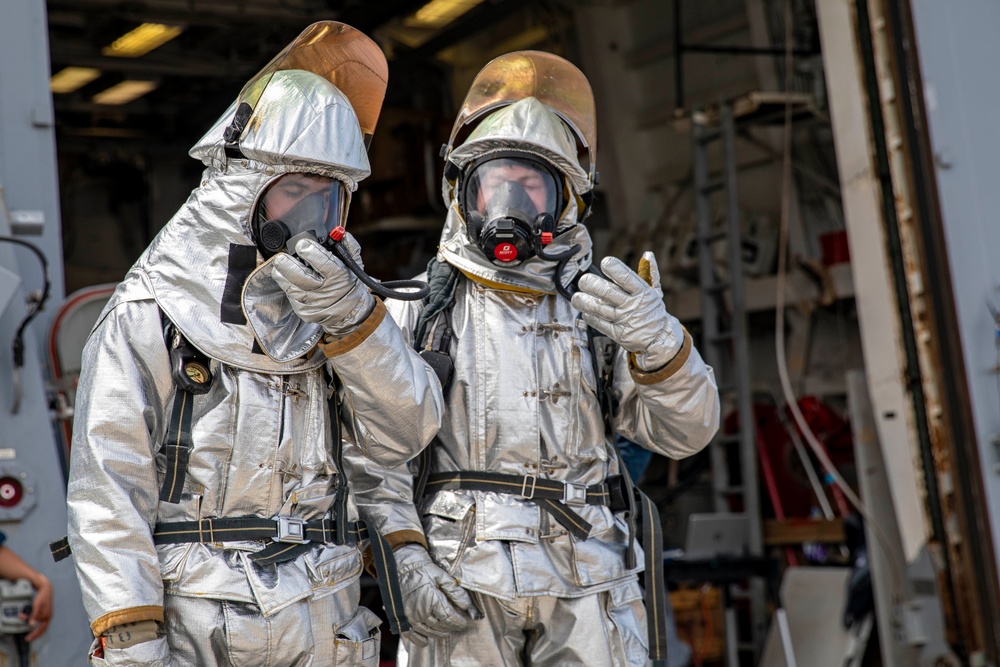 USS Preble Conducts Crash and Salvage Drill