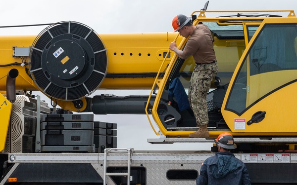 PWD Rota Seabees perform crane operations