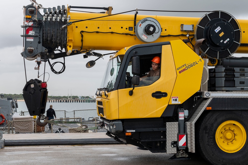 PWD Rota Seabees perform crane operations