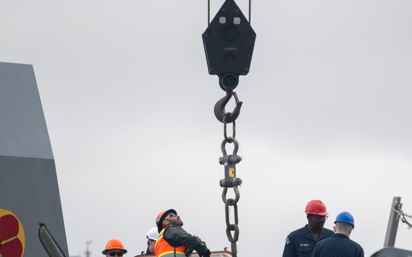 PWD Rota Seabees perform crane operations