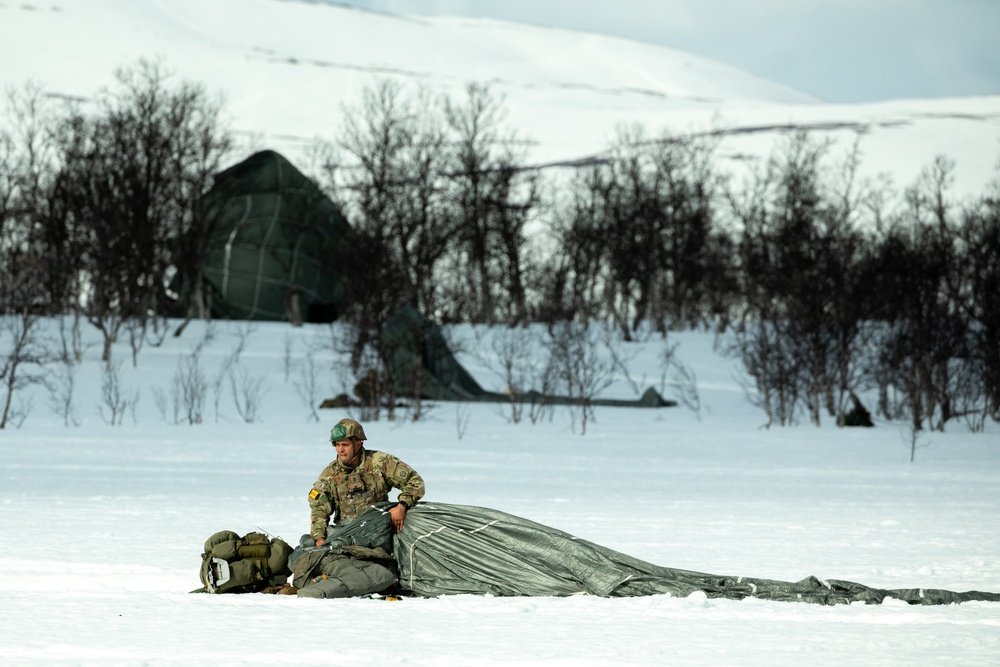 Panther Brigade Soldiers Drop in to Swift Response