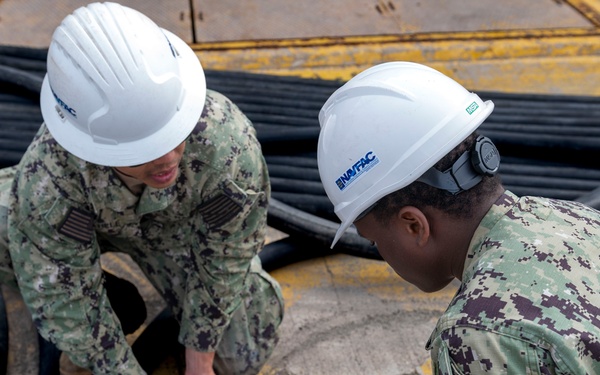 PWD Rota Seabees perform maintenance