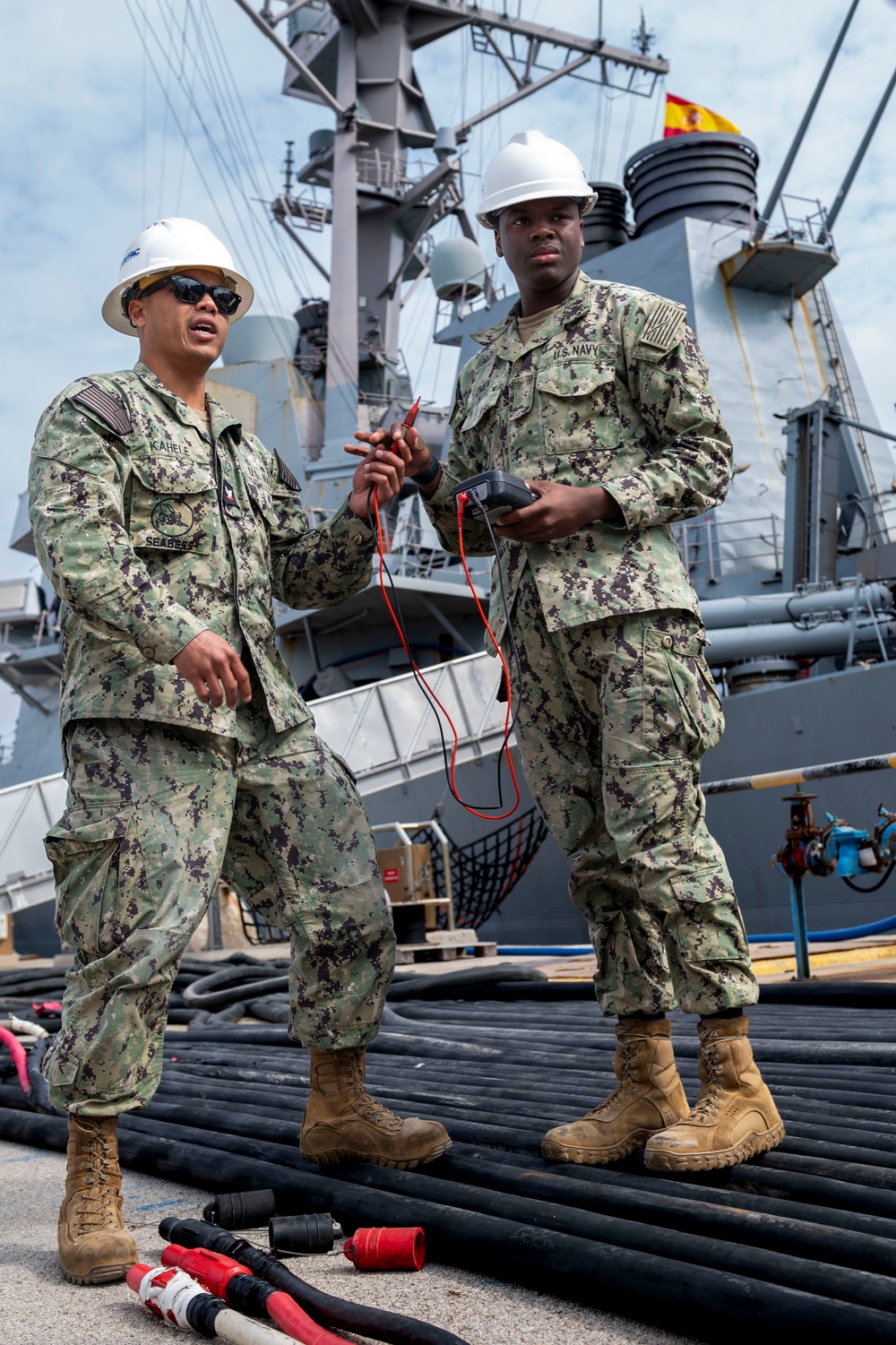 PWD Rota Seabees perform maintenance