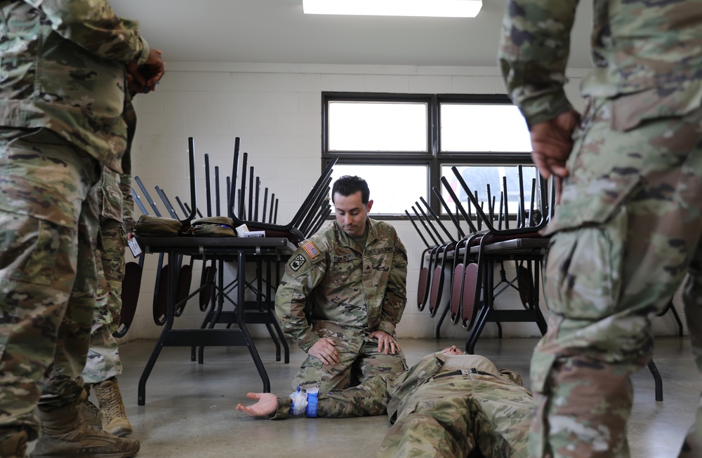 Combat Lifesaver training sharpens Soldier readiness during Annual Training