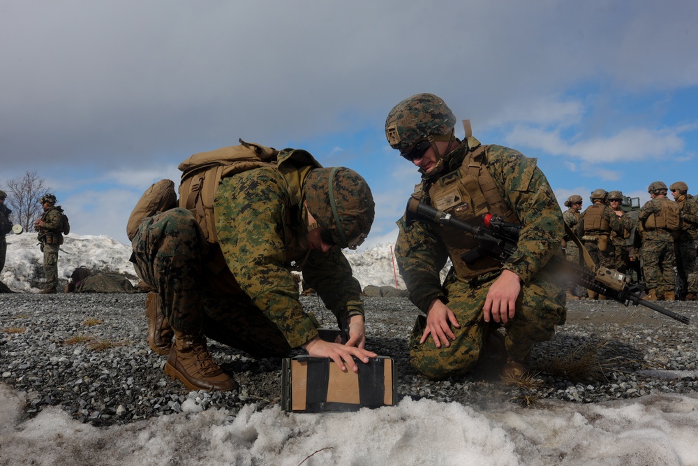 Swift Response 25 | U.S. Marines conduct Expedient Urban Demolition and Shotgun Range