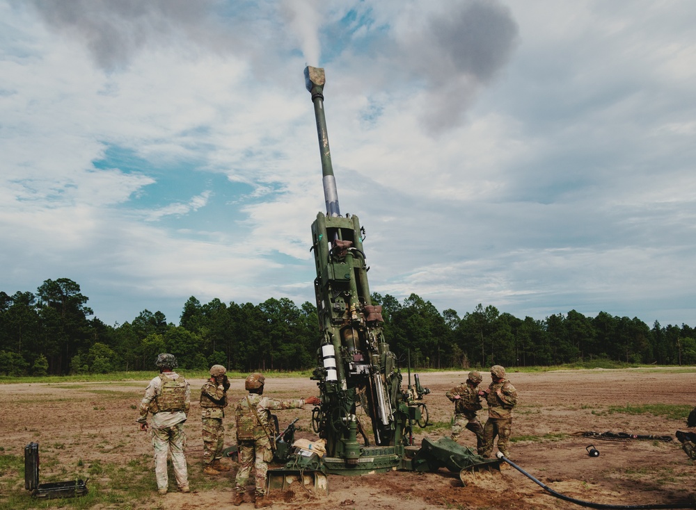 3-319th Airborne Field Artillery Regiment Sling Load and Live Fire