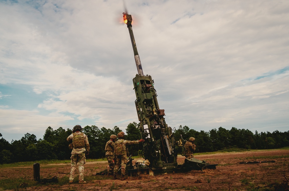 3-319th Airborne Field Artillery Regiment Sling Load and Live Fire