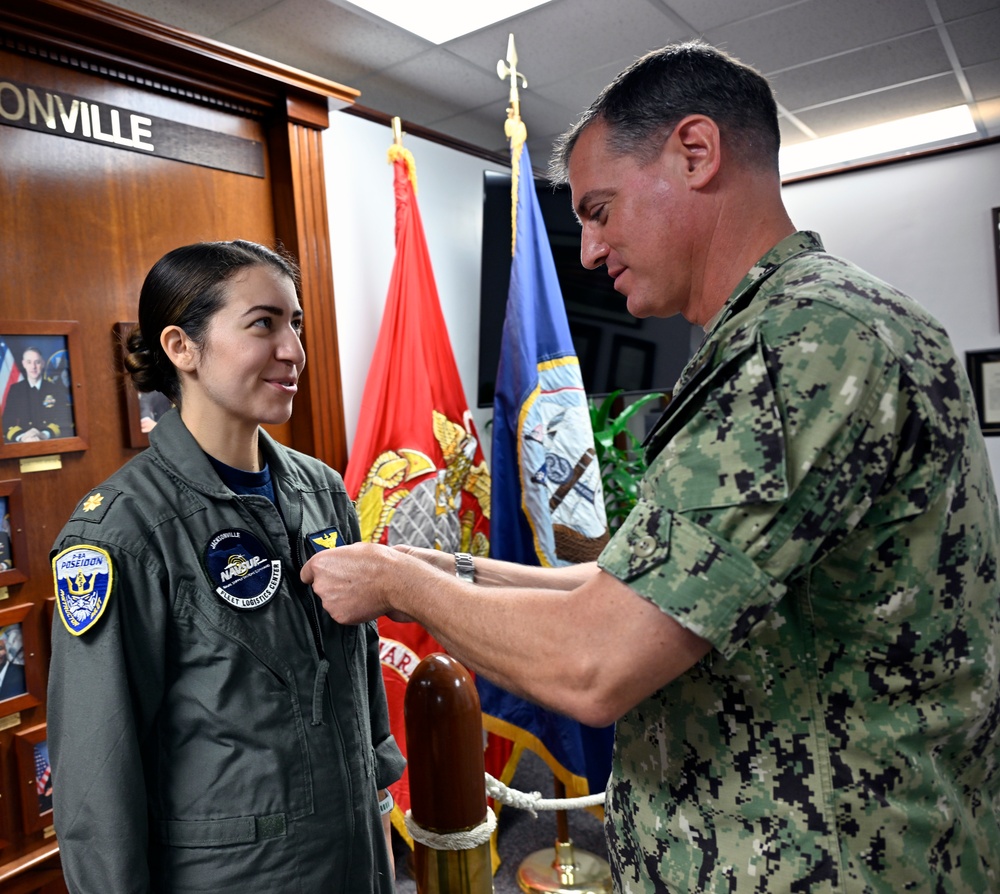 Lt. Pimbley gets promoted, ends NAVSUP FLC Jacksonville tour