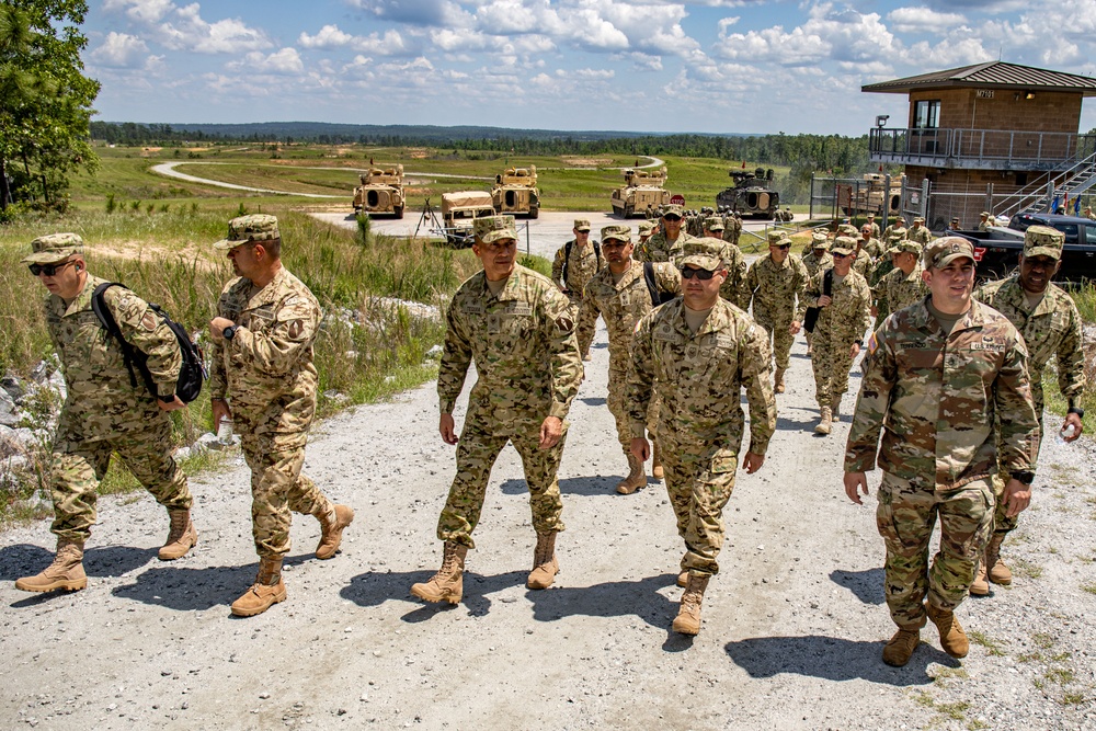 PISAJ-20 observe OSUT live-fire training