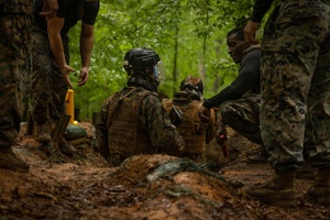 VFA-27 Sailors receive awards (Radio)