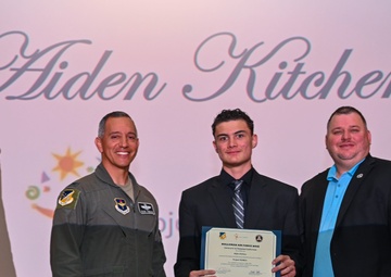 Holloman AFB hosts Project SEARCH graduation