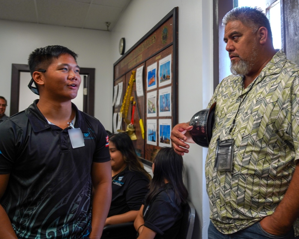 Pearl Harbor Naval Shipyard Hosts Kapolei High School STEM visit