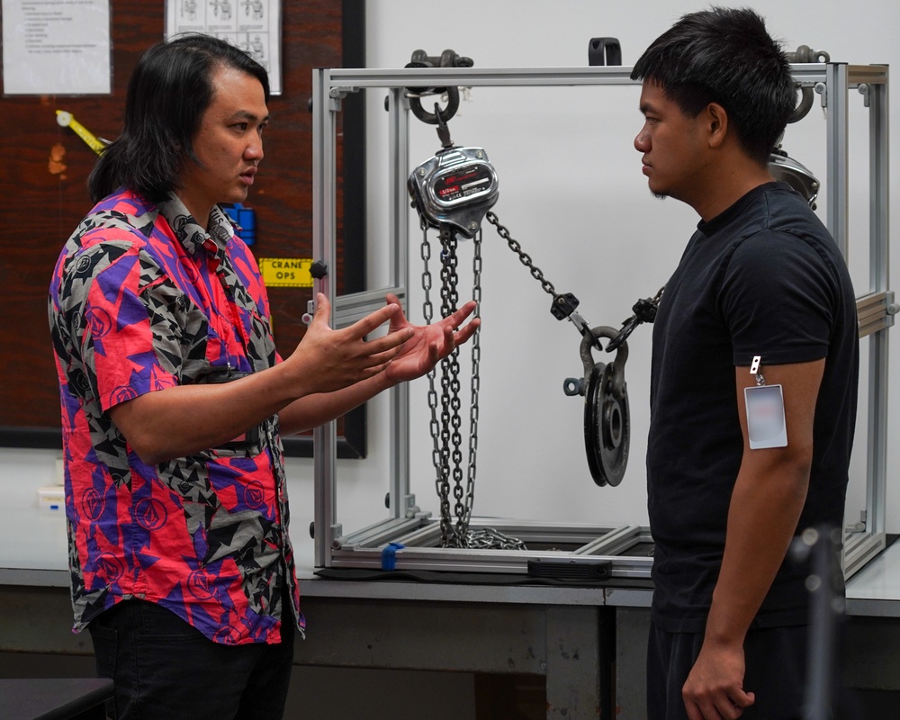 Pearl Harbor Naval Shipyard Hosts Kapolei High School STEM visit