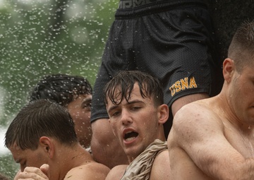 USNA Plebes Take Part in Annual Herndon Monument Climb