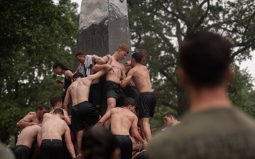 USNA Plebes Take Part in Annual Herndon Monument Climb