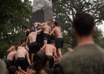 USNA Plebes Take Part in Annual Herndon Monument Climb
