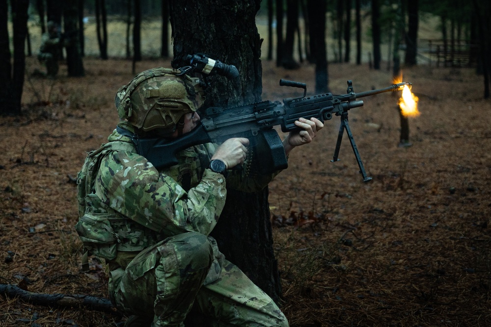 RTI ALC Course Conducts a Night Time Reconnaissance STX lanes