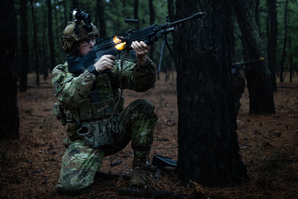 RTI ALC Course Conducts a Night Time Reconnaissance STX lanes