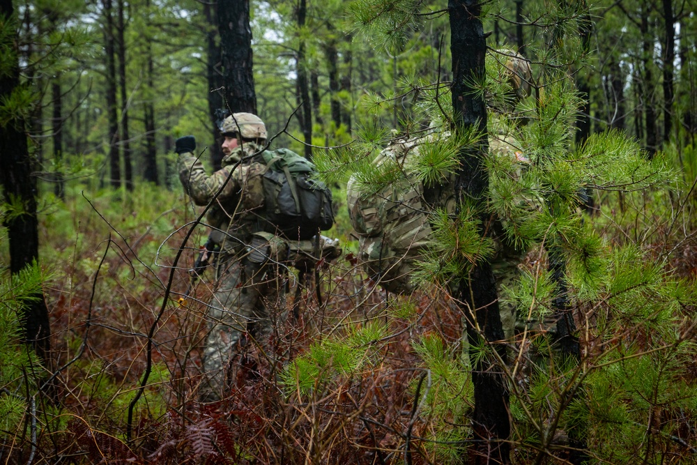 RTI ALC Course Conducts a Night Time Reconnaissance STX lanes