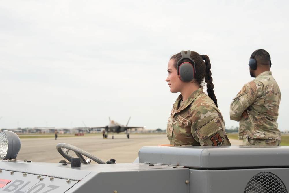 187th Fighter Wing: F-35A Hot Integrated Combat Turn