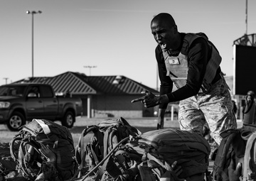 MCMAIC 73-25 conduct physical training and sparring