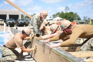 NMCB 11 Seabees complete Norwegian Cold Weather Survival Course