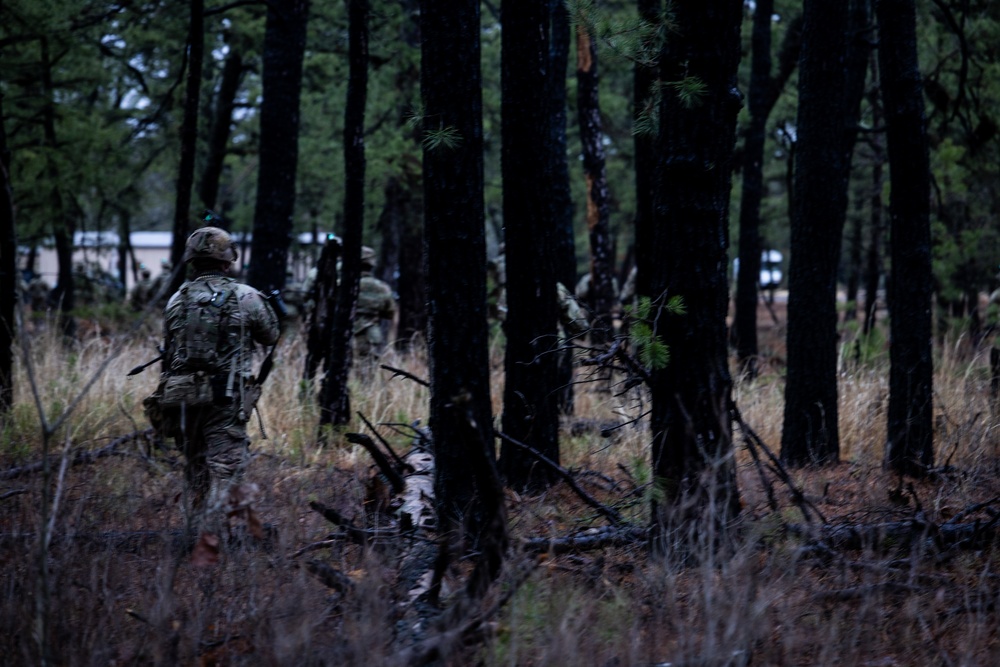 RTI ALC Course Conducts Night Time Reconnaissance STX lanes