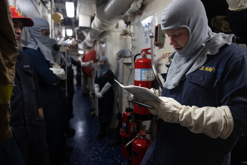 USS Oscar Austin (DDG 79) Conducts General Quarters Drills