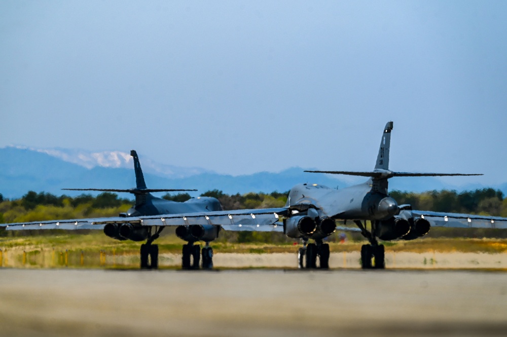 BTF 25-2: B-1B Lancers depart for mission