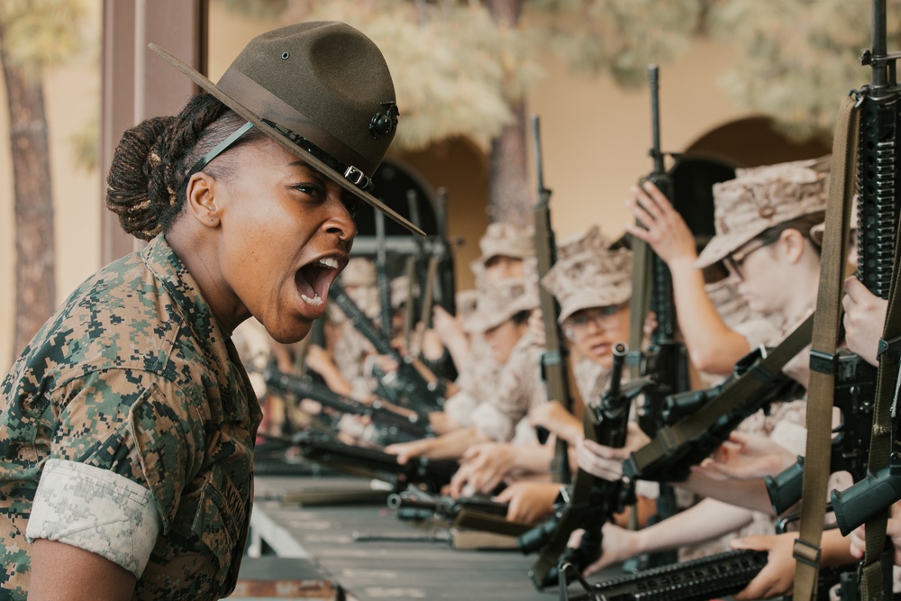 Delta Company M-16 Issue