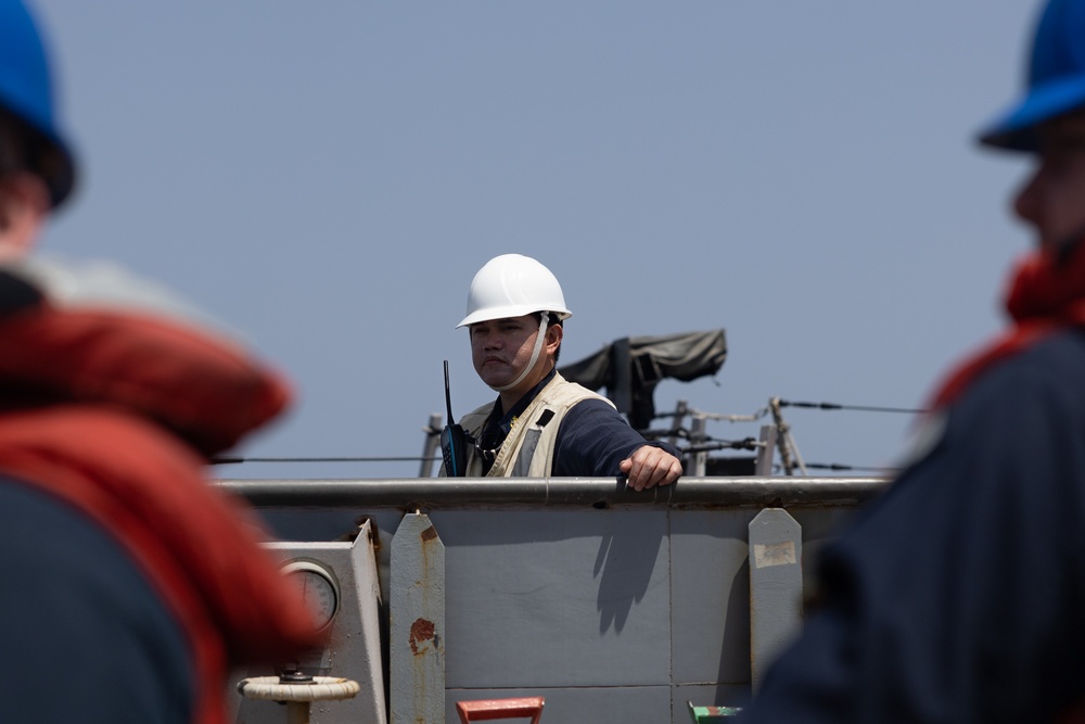 USS Oscar Austin (DDG 79) Conducts a Replenishment-At-Sea (RAS) with USNS Arctic (T-AOE 8)