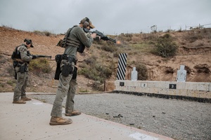 SRT trains with MWD handlers (B-Roll)