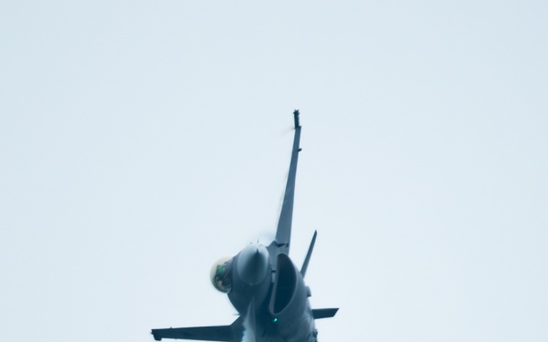 PACAF Viper Demo performs at Osan Air Power Days enhancing U.S.-ROK partnership