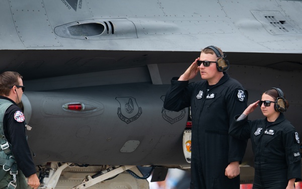 PACAF Viper Demo performs at Osan Air Power Days enhancing U.S.-ROK partnership