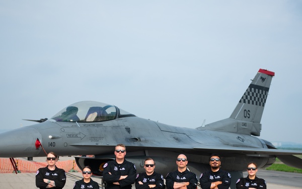PACAF Viper Demo performs at Osan Air Power Days enhancing U.S.-ROK partnership