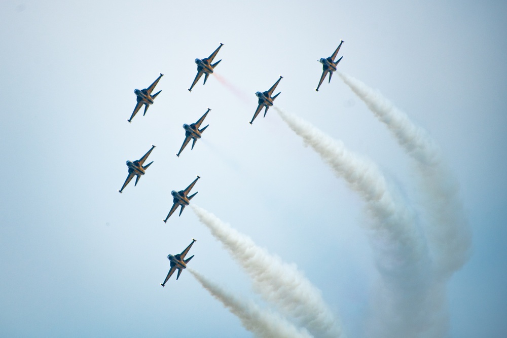 PACAF Viper Demo performs at Osan Air Power Days enhancing U.S.-ROK partnership