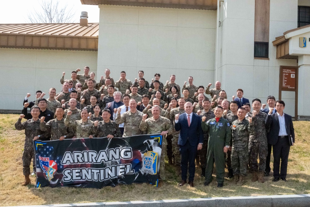 Arirang Sentinel 25 Distinguished Visitors Day