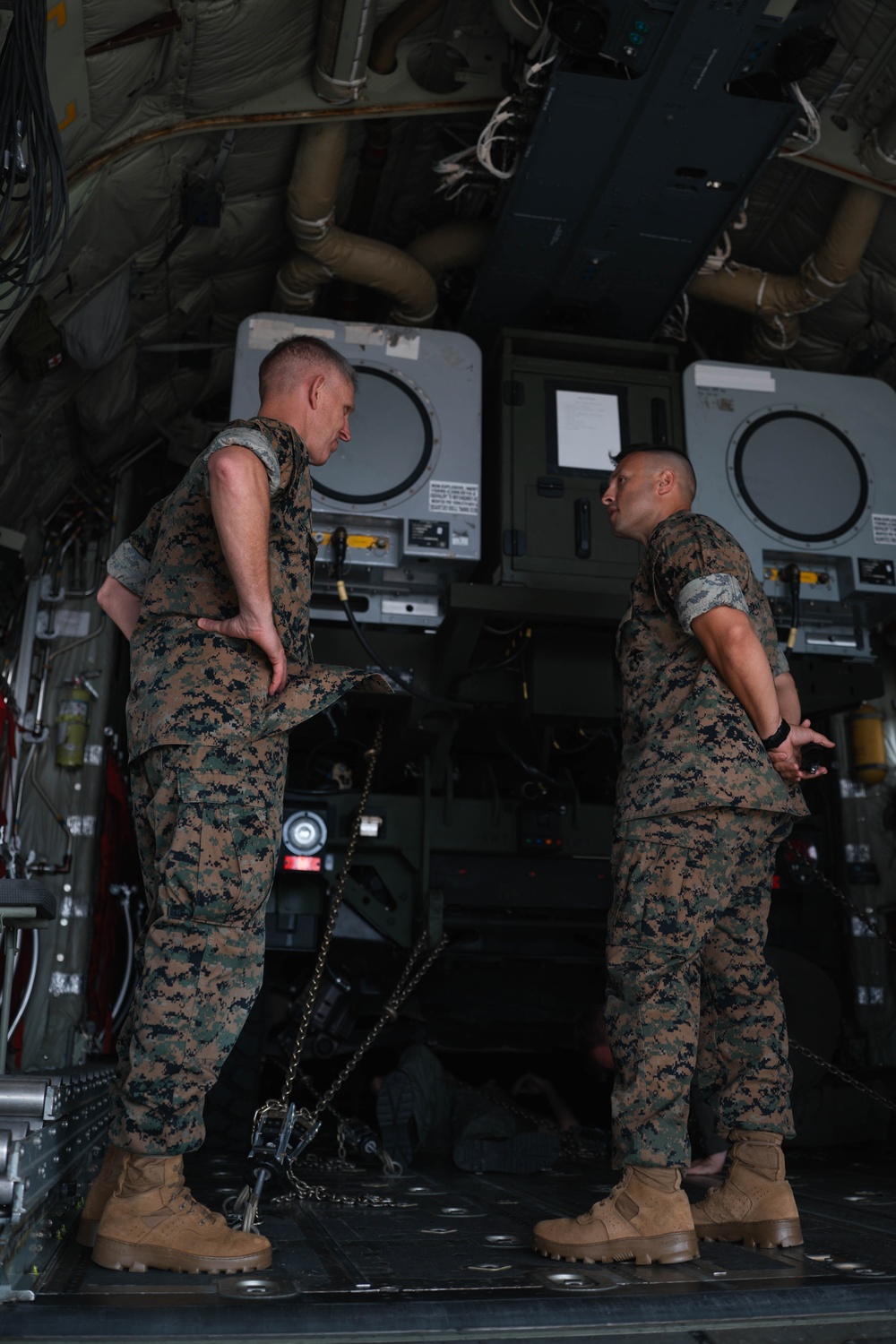Maj Donaldson receives Meritorious Service Medal from Major General Wortman