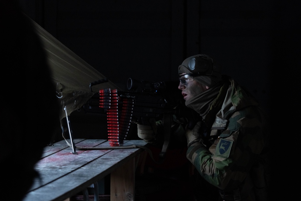 Soldiers conduct force-on-force combat training for Swift Response during DEFENDER 25