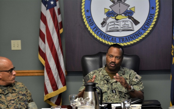 SOUTHCOM Commander Tours NAVSCIATTS