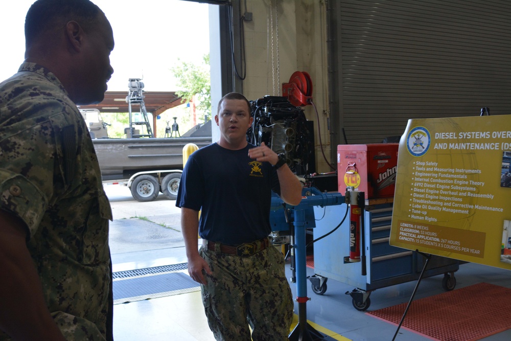 SOUTHCOM Commander Tours NAVSCIATTS