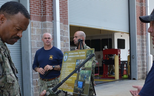 SOUTHCOM Commander Tours NAVSCIATTS